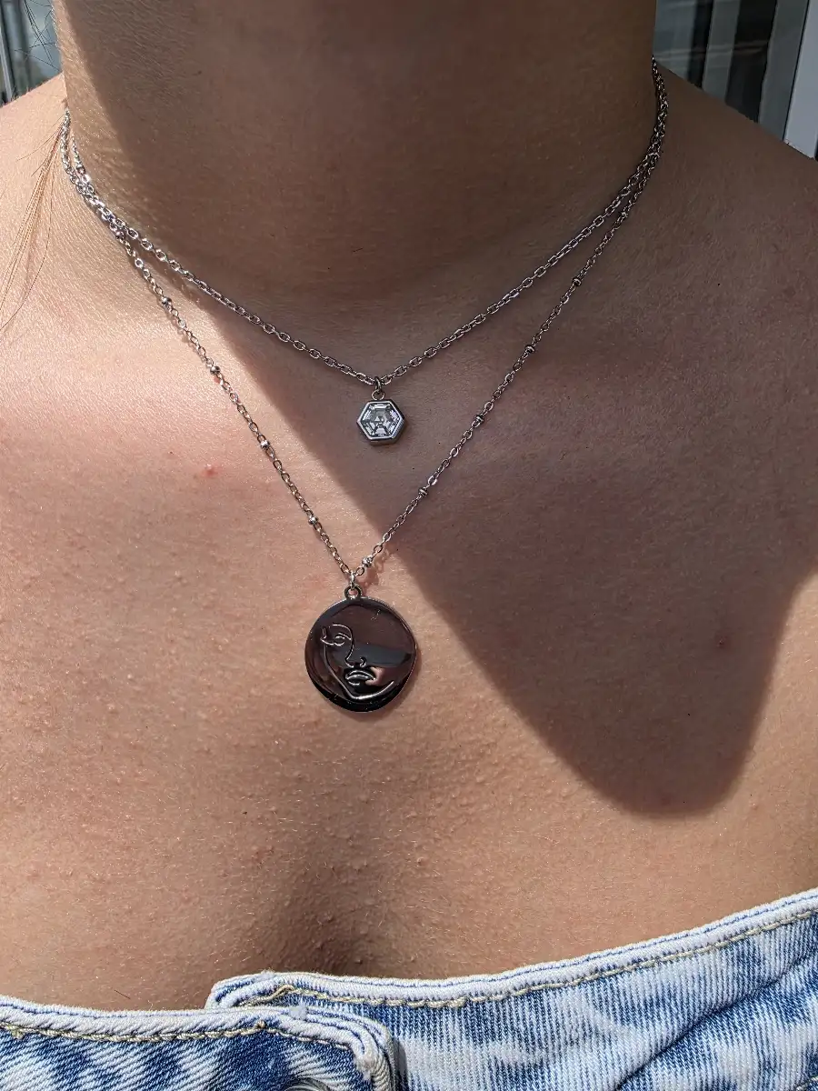 Collier Ayana